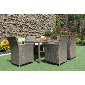 Design deslumbrante de resina sintética Rattan Café e conjunto de jantar para jardim ao ar livre Mobília de vime de pátio